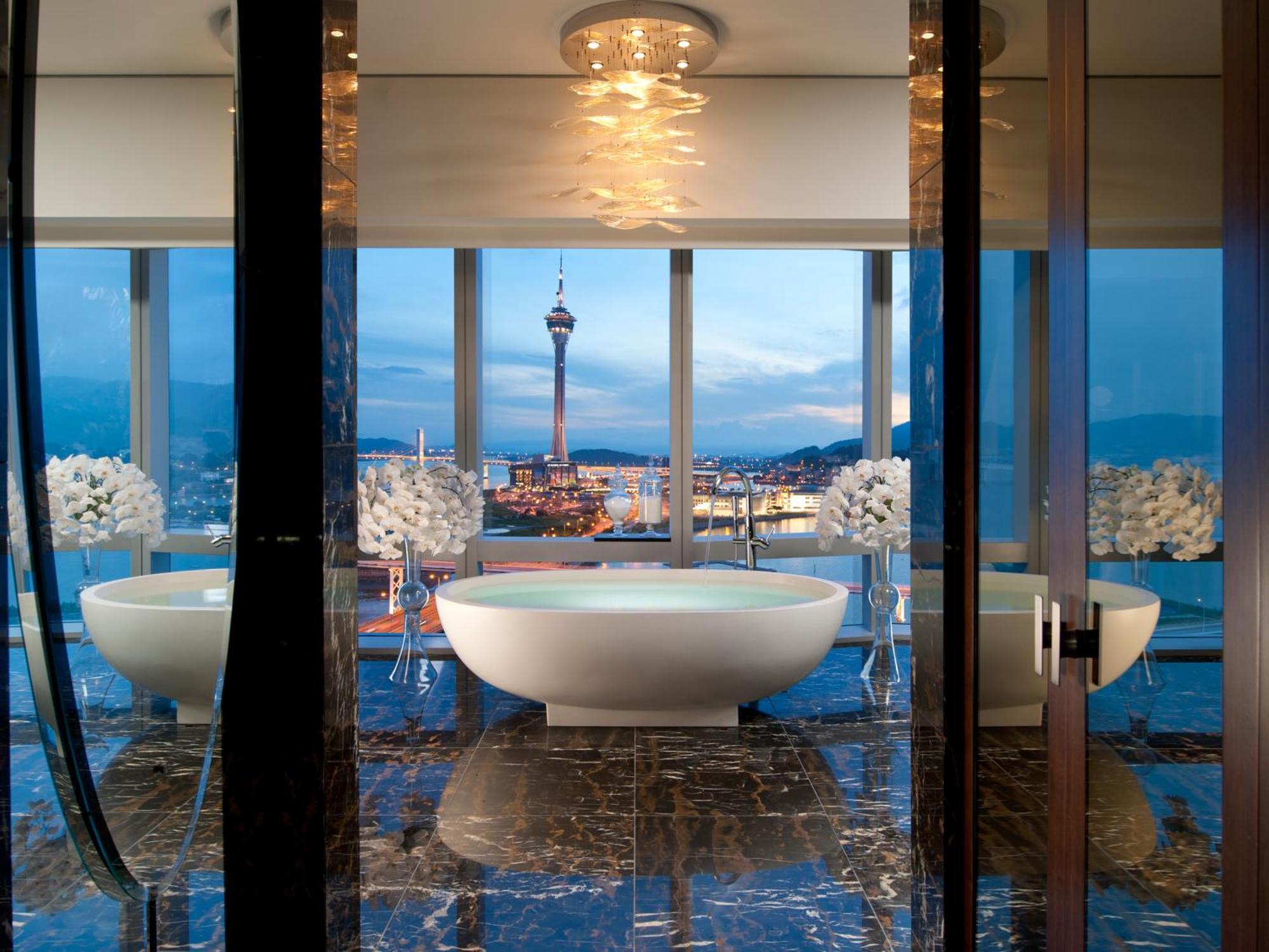 Mandarin Oriental, Hotel 5*