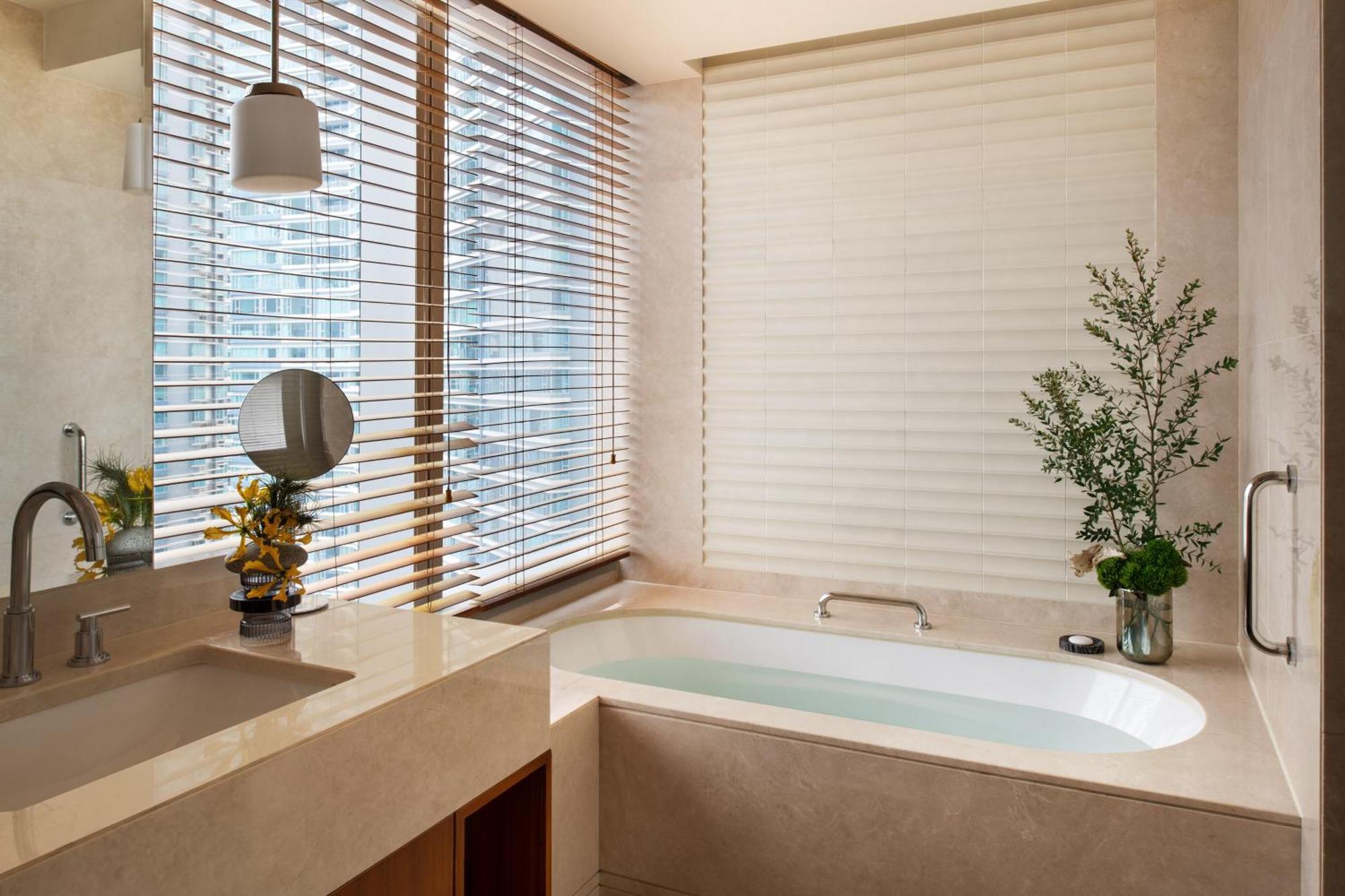 Mandarin Oriental,