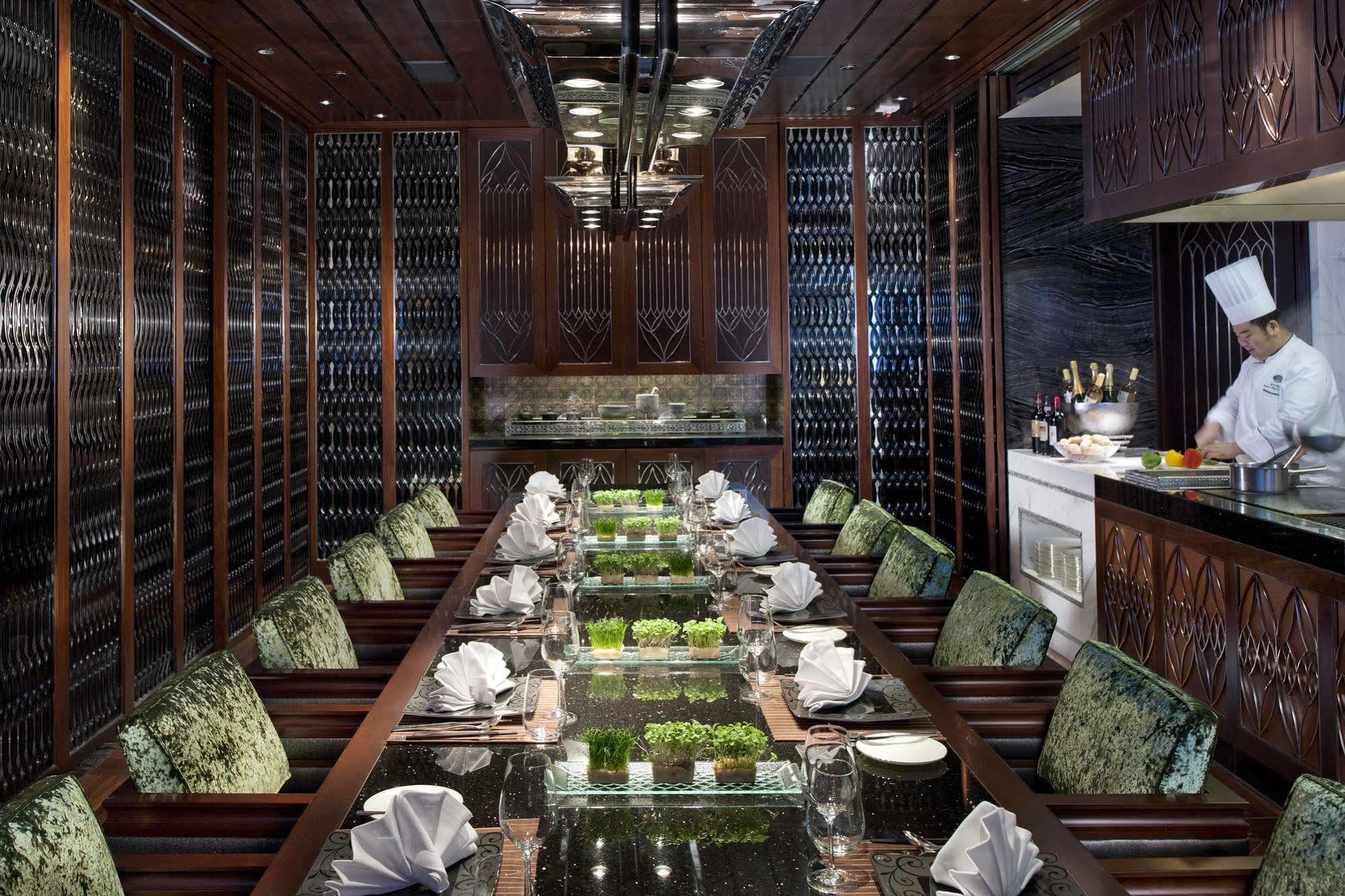 Mandarin Oriental, Hotel 5*
